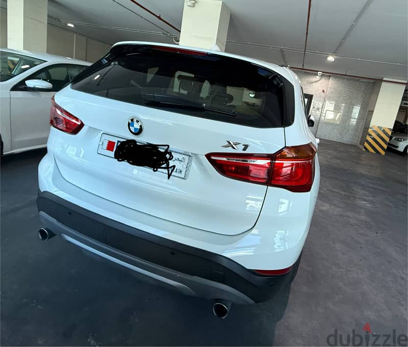 BMW X1 for sale in very good condition and under warranty and service 1