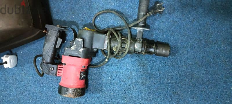 Grander . jack hammer .  Hilti battery Grander 4