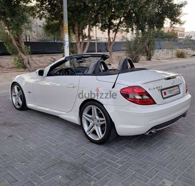 Mercedes-Benz SLK-Class 2011 3