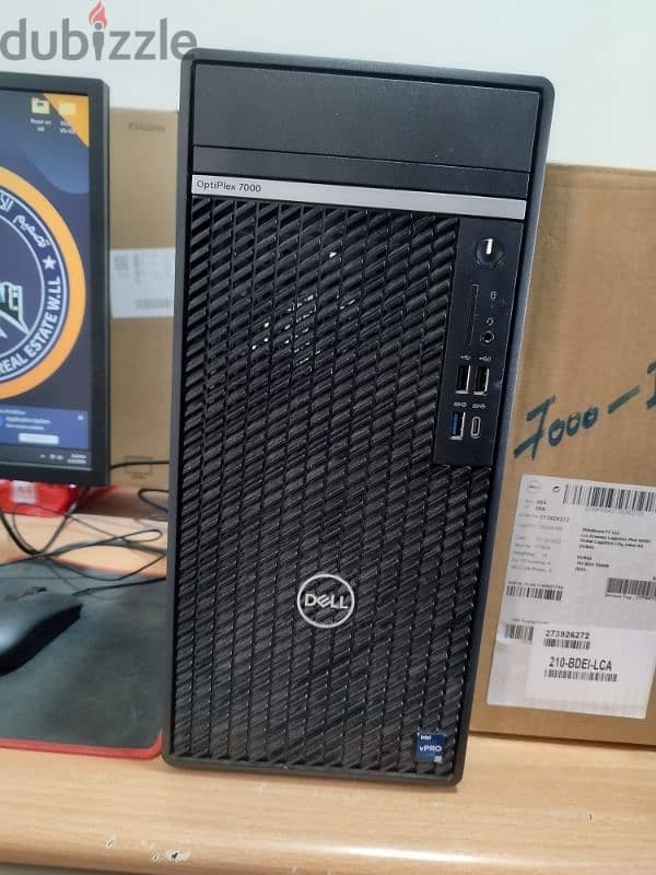 Dell OptiPlex 7000 3