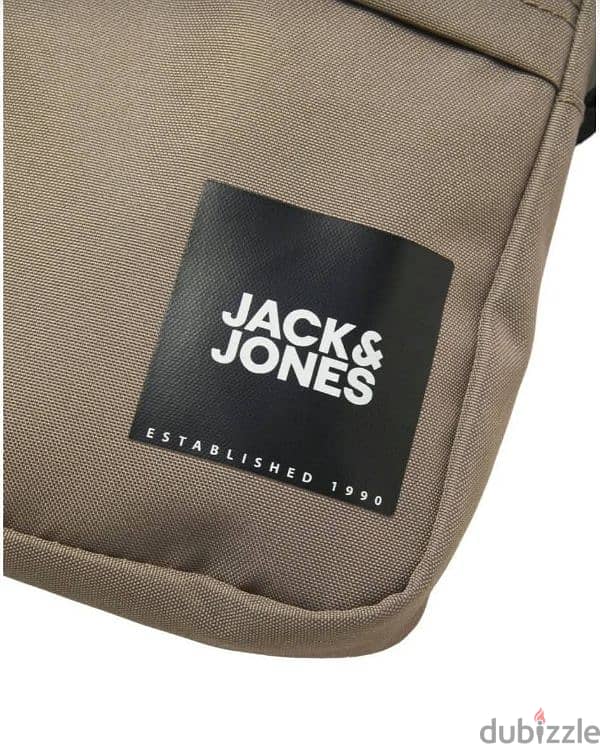 7.5BD JACK&JONE SLINGBAG FOR MEN 1