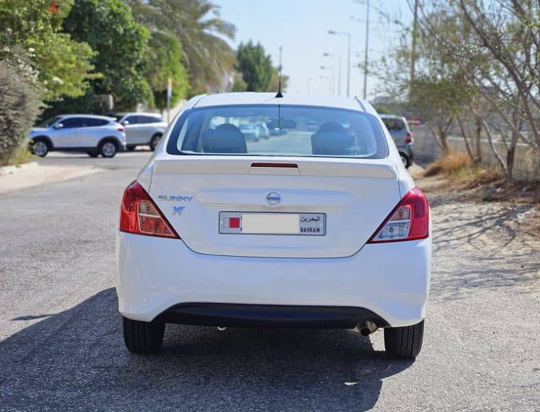 Nissan Sunny 2022 SINGLE OWNER LOW MILEAGE DRIVEN AGENT MAINTAINED CAR 2