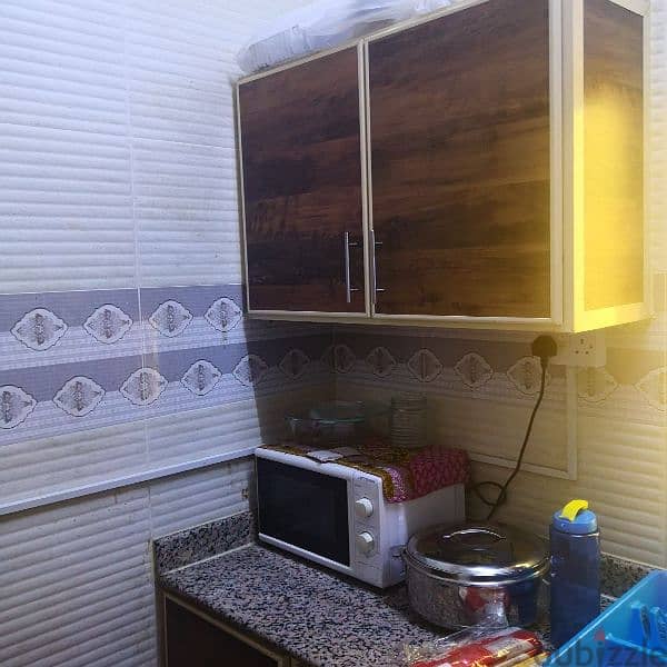 Bed space furnished room for rent in muharaq. 13