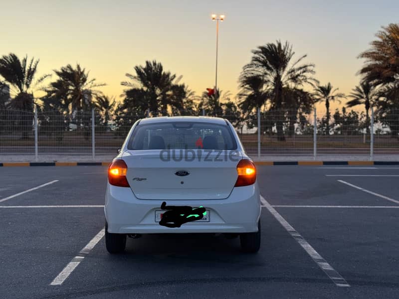 Ford Figo 2016 4