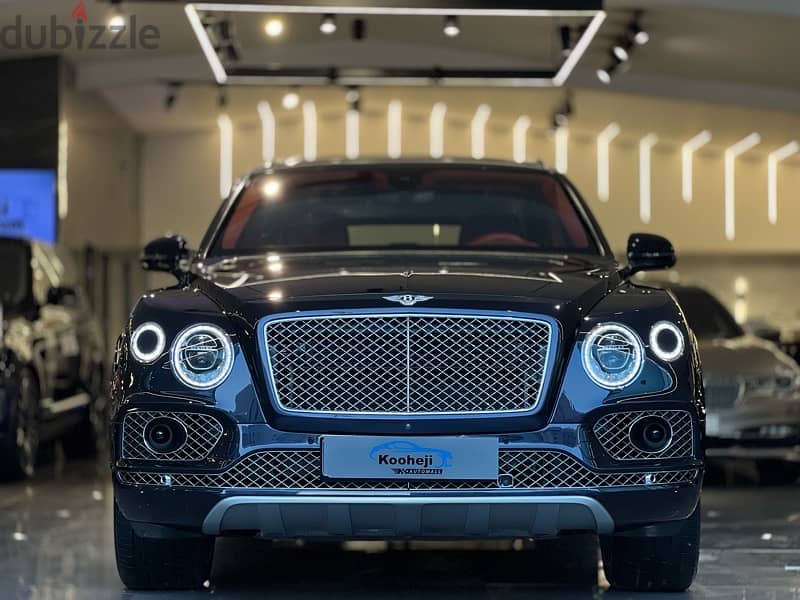 Bentley Bentayga 2018 1