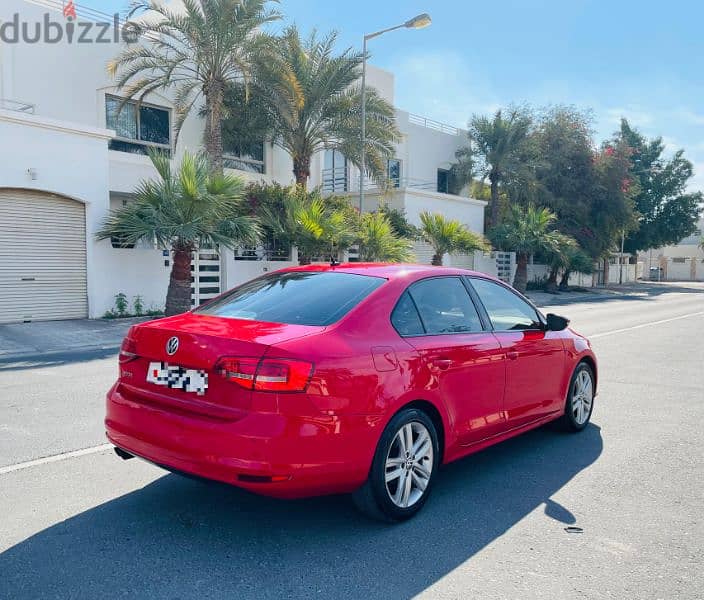 Volkswagen Jetta 2016 model Mint condition for sale. . . 6