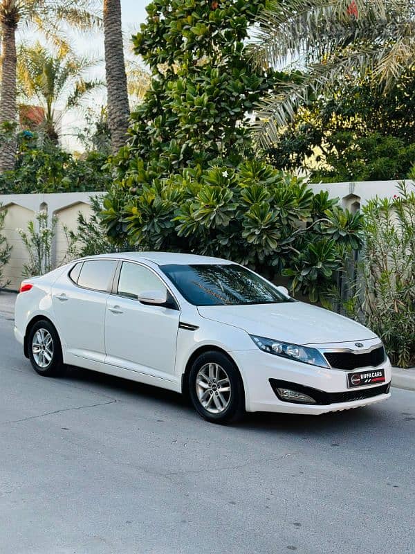 Kia Optima 2013 well maintained excellent condition 0