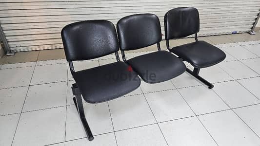 3 seater chair and excellent condition pickup from gudaibiya