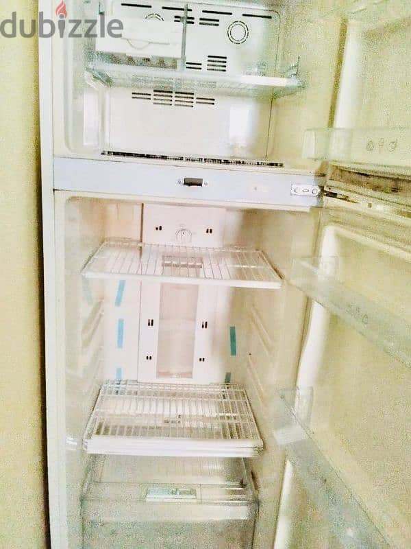 LG fridge refrigerator for sale in perfect working condition 50BD 1