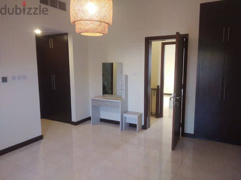 2 Bedroom fully furnish villa for Rent in Amwaj(floating city?) inclu. 8