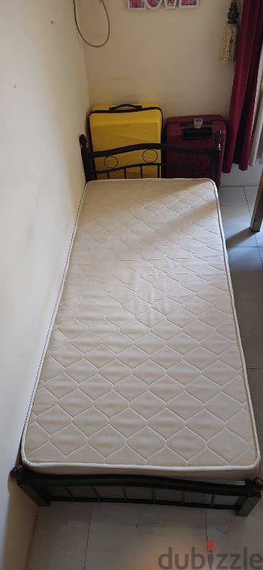 Single Bed with new mattress.