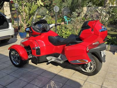 Can-am RT 2012 very good condition