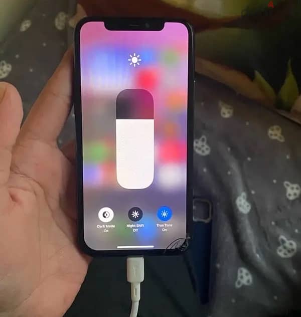 iPhone 11 Pro 256 GB TRUE TONE IS THERE 3