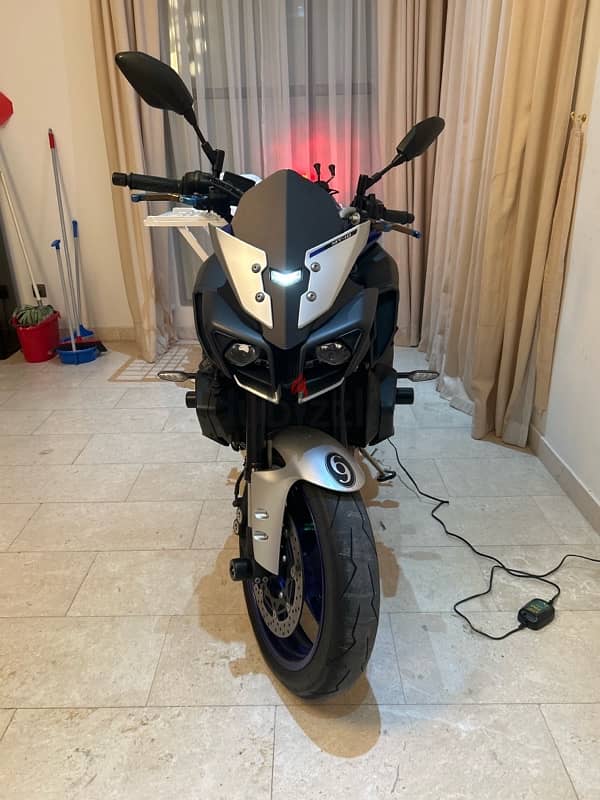 YAMAHA MT10 15