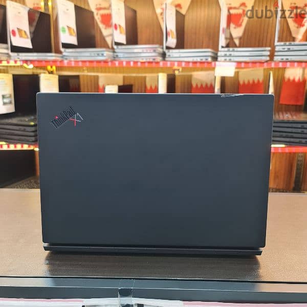 Lenovo ThinkPad X1 Carbon G8 4