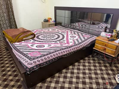 King size bed for sell