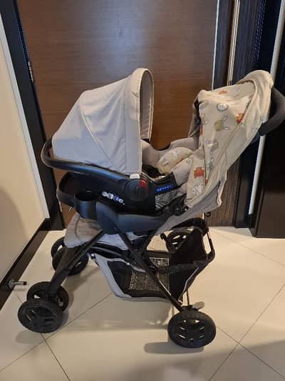 Graco stroller with car seat