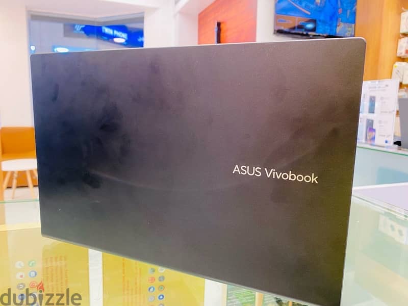 Asus  vivobook 4