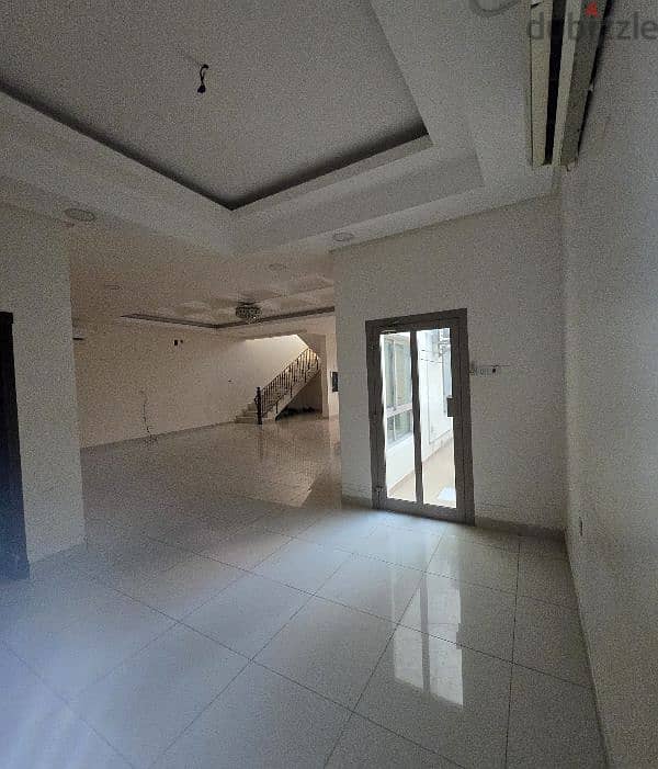 فيلا للبيع في الحد الجديد  قريب اسواق اصيل villa for sale in New Hidd 14