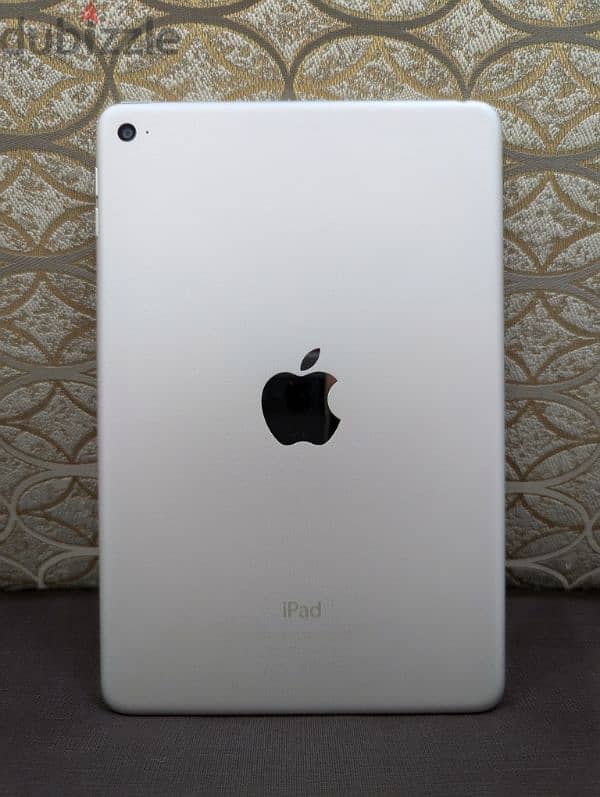 iPad Mini 4 | Slightly Used 1