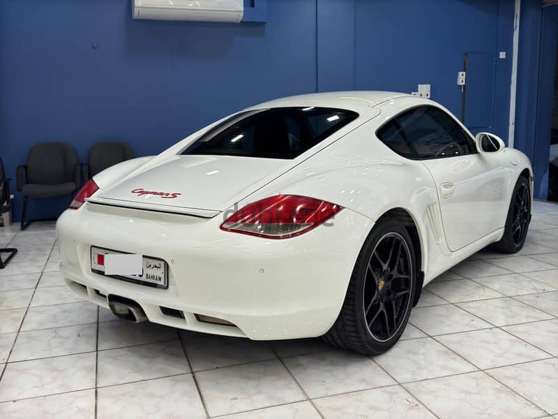 Porsche Cayman-s 2012-Excellant condition 3