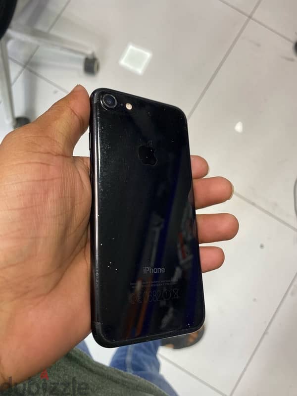 iPhone 7— 128GB good condition 1