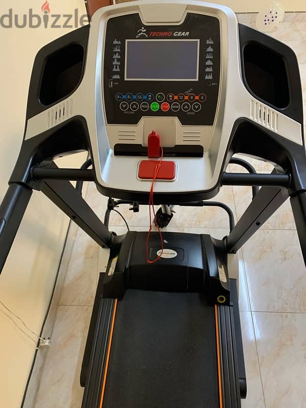 Motorized Treadmill(Good condition) 2