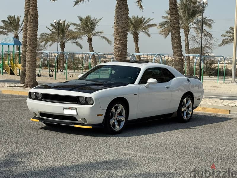 Dodge Challenger 2013 1