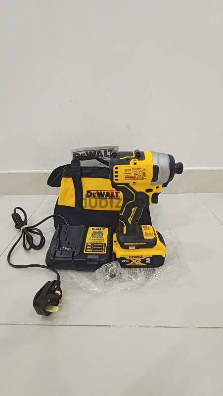 DeWalt cordless Impact Driver DCF809 مفك ديوالت جديد 3