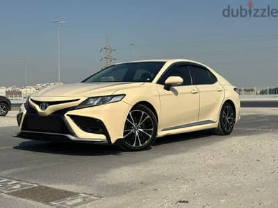 Toyota Camry 2020