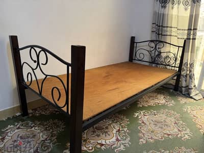 urgent sale single bed good condition