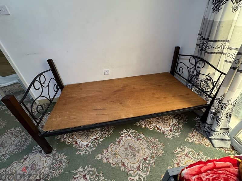 urgent sale single bed good condition 5