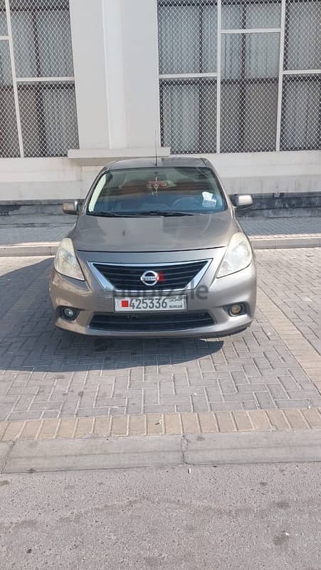 Nissan Sunny 2012 5