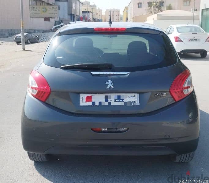 Peugeot 208 2014 3