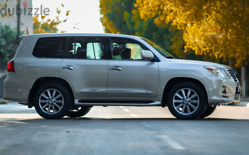 Lexus LX 570 2011 | ZERO ACCIDENT | EXCELLENT CONDITION | BEIGE 5