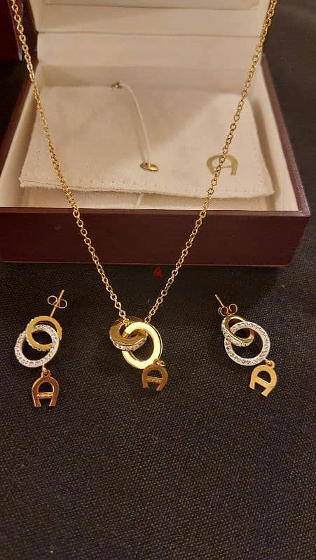 Aigner Necklace and Earrings 3