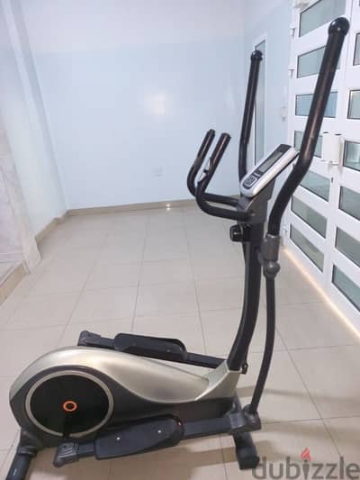 Cross trainer