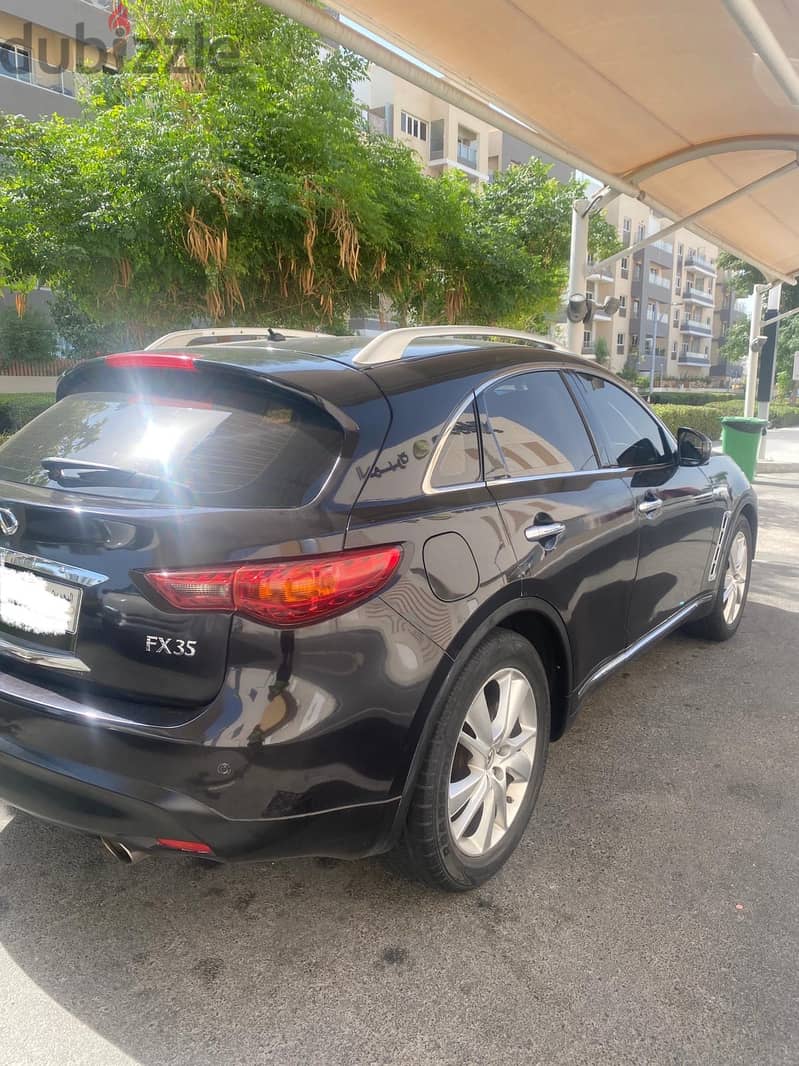 Infiniti FX45/FX35 2012 Full Equipped 2