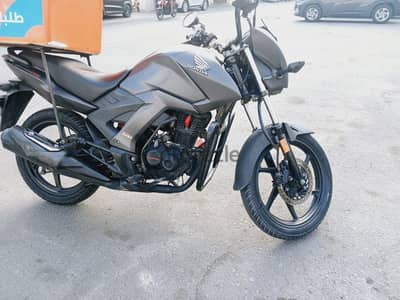 model 2021 Honda Unicorn. 160c call WhatsApp 39539579