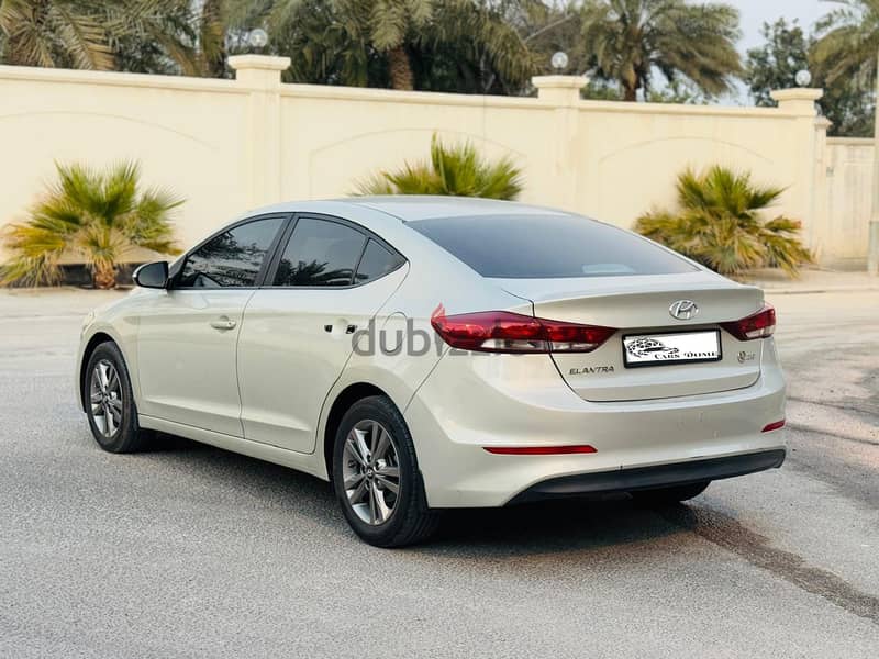 Hyundai Elantra 2017 2.0L هيونداي النترا 3