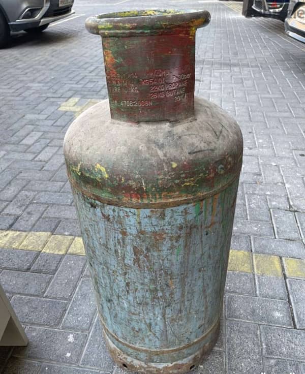 Gas cylinder 0