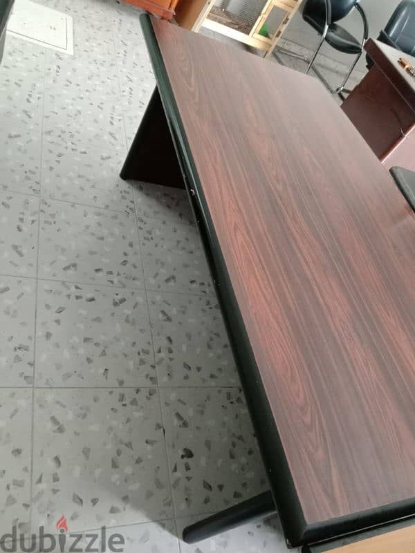 Office Table for Sale in good condition 2