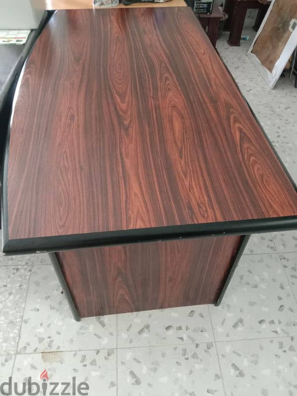 Office Table for Sale in good condition 5