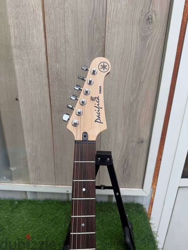 Yamaha Pacifica 112 J 2