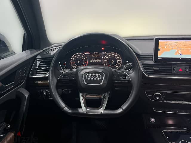 Audi Q5 2020 45 tfsi 5