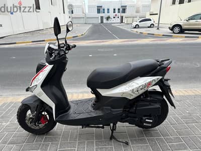 للبيع سكوتر SYM 150 cc