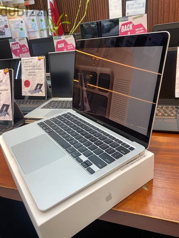 Apple MacBook Air M1 2