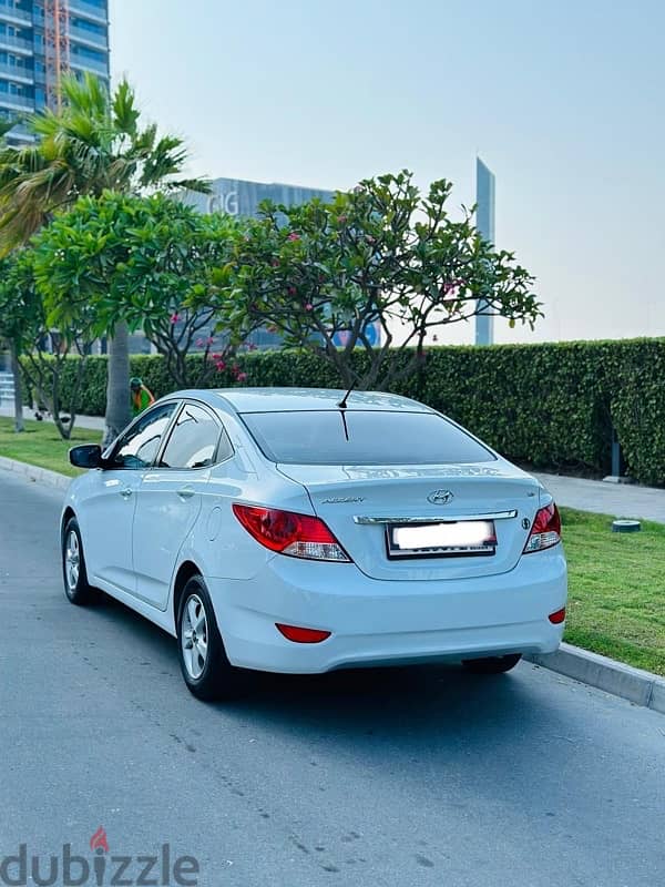 Hyundai Accent 2018 6