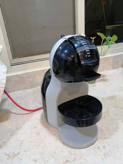 Nescafé Dolce Gusto coffee machine