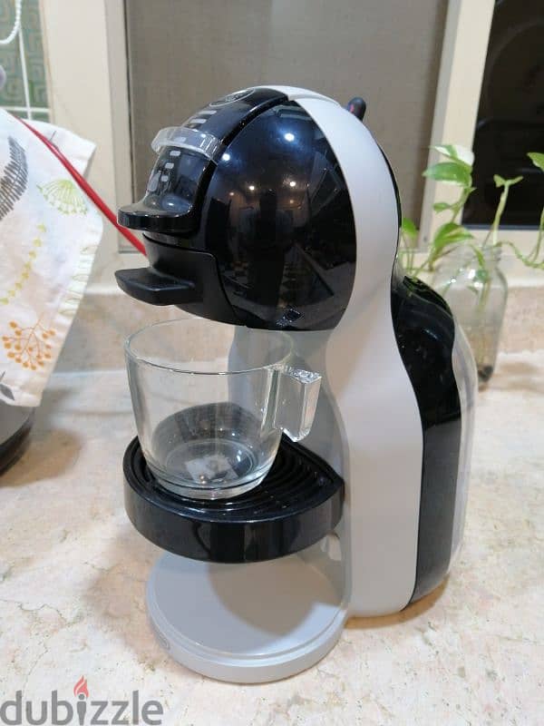 Nescafé Dolce Gusto coffee machine 2